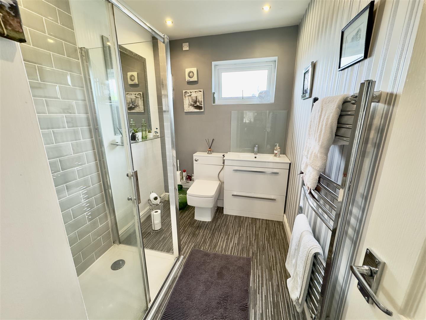 Y Maes, Nefyn, Pwllheli